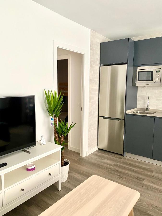 Precioso Conil Aire Acondicionado Y Wifi -solo Familias Y Parejas- *